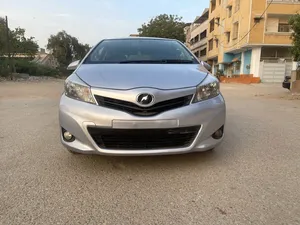Toyota Vitz F M Package 1.0 2013 for Sale