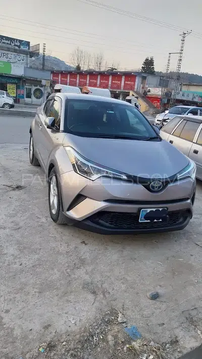 Toyota C-HR 2017 for Sale in Mardan Image-1