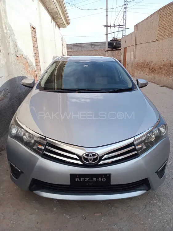 Toyota Corolla 2015 for Sale in Dera ismail khan Image-1