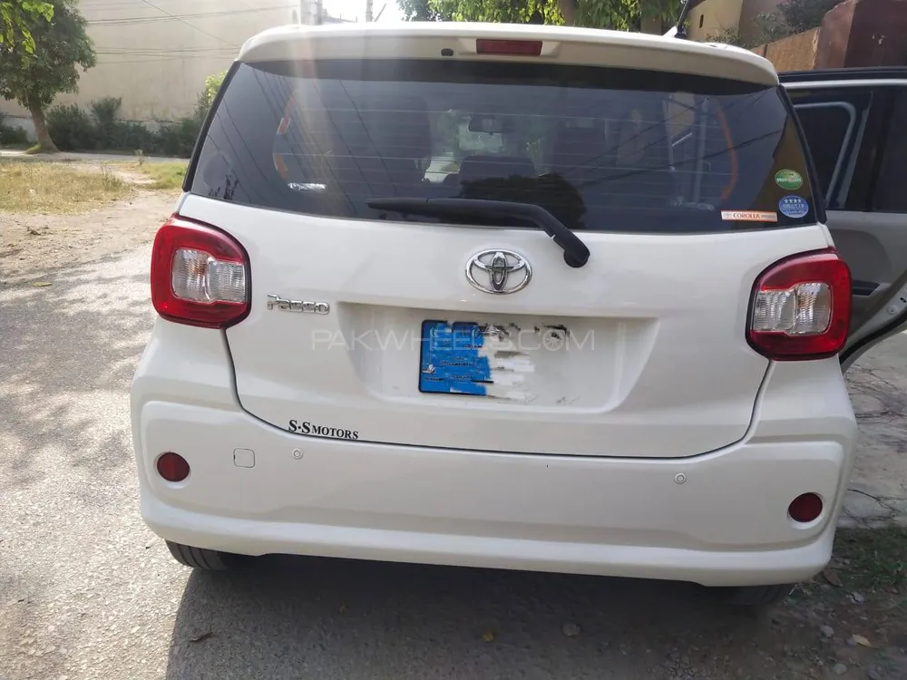 Toyota Passo 2018 for sale in Peshawar
