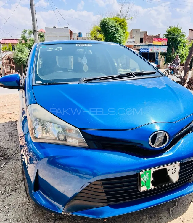 Toyota Vitz 2014 for sale in Mian Channu