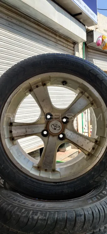 16 inch tire and rim Image-1