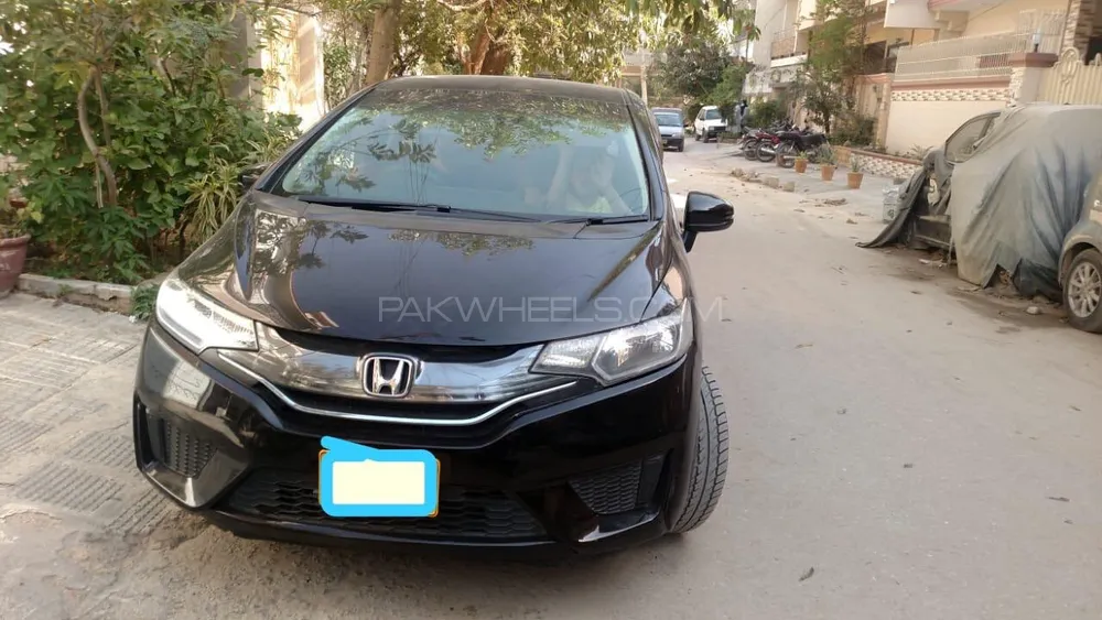 Honda Fit 2014 for Sale in Karachi Image-1