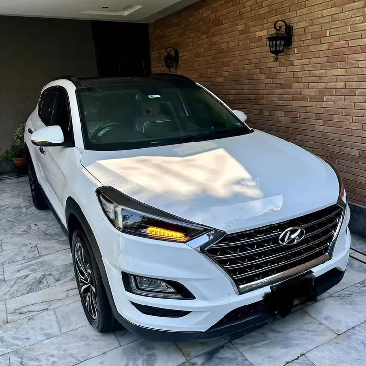 Hyundai Tucson 2023 for Sale in Pir mahal Image-1