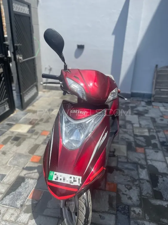 Lectrix Scooty 2019 for Sale Image-1