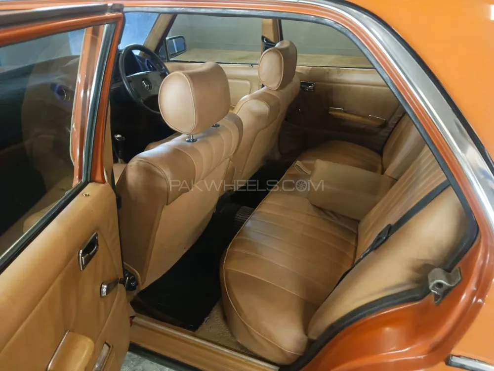 Mercedes Benz C Class 1982 for sale in Islamabad
