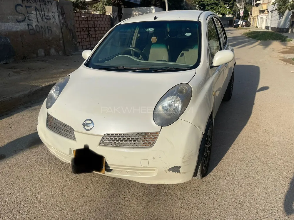 Nissan March 2014 for Sale in Karachi Image-1