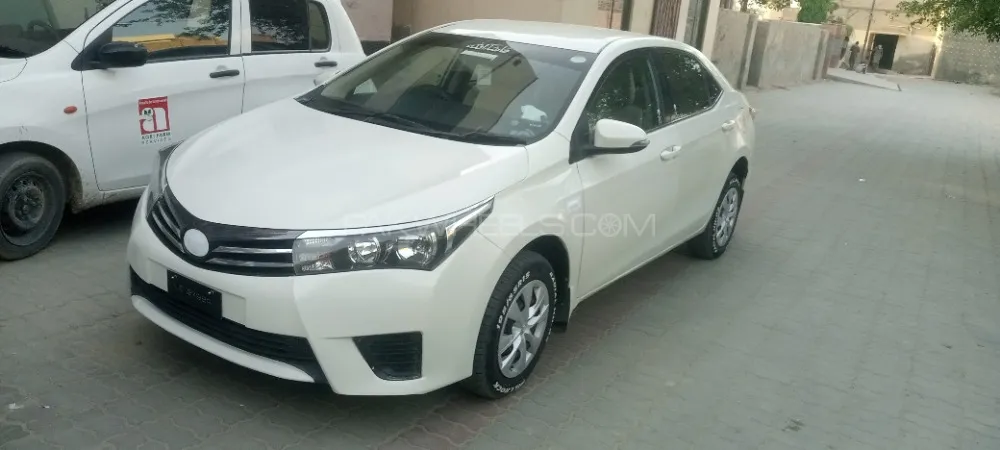 Toyota Corolla 2015 for Sale in Chishtian Image-1