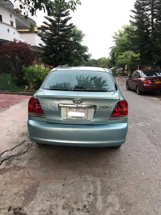 Toyota Platz 2004 for Sale in Islamabad Image-1