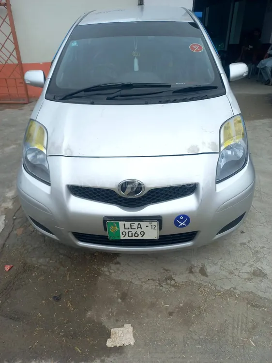 Toyota Vitz 2008 for Sale in Peshawar Image-1