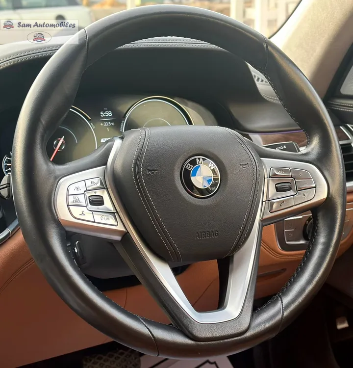 BMW 7 Series 2017 for Sale in Karachi BMW 7 Series 2017 for Sale in Karachi Image-11