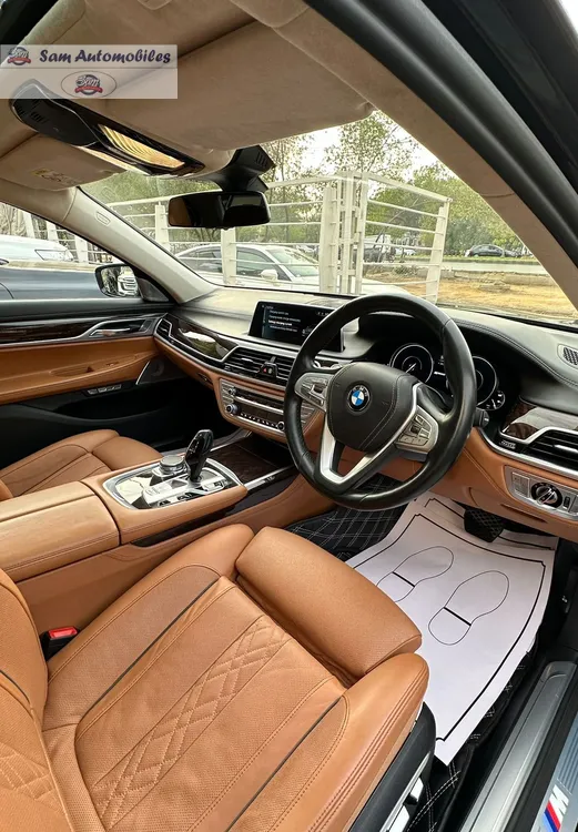 BMW 7 Series 2017 for Sale in Karachi BMW 7 Series 2017 for Sale in Karachi Image-4