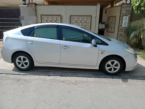 Toyota Prius G 1.8 2014 for Sale