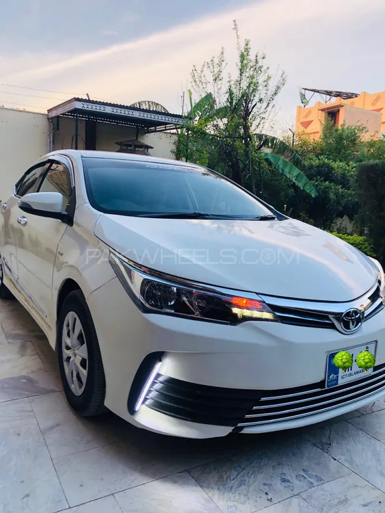 Toyota Corolla 2015 for Sale in Kohat Image-1