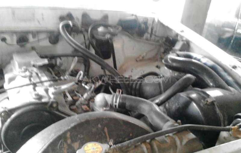 Toyota Hilux 1988 for Sale in Peshawar Image-1