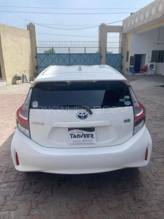 Toyota Aqua 2020 for Sale in Gujranwala Image-1