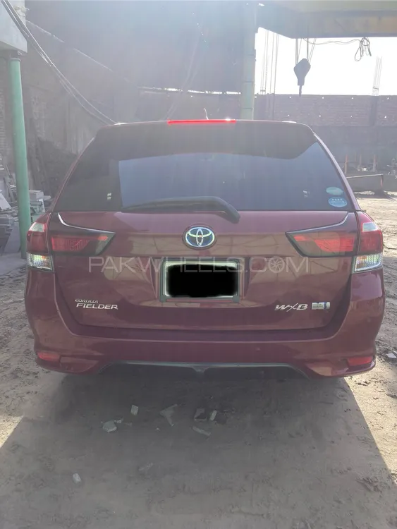 Toyota Corolla Fielder 2018 for sale in Lahore