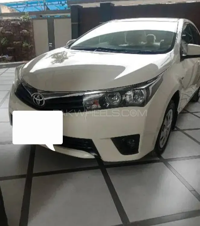 Toyota Corolla 2015 for Sale in Murree Image-1