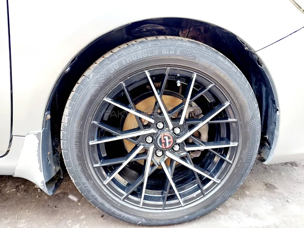 17 inch rims tyre 215/50/17 exchange posibal with 16 inch ri Image-1