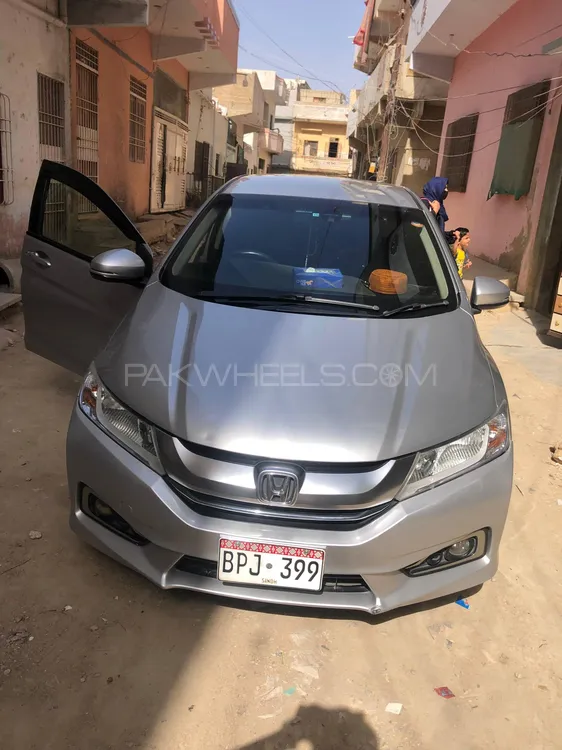 Honda Grace Hybrid 2018 for sale in Karachi