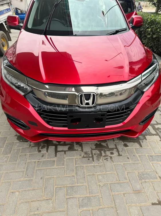 Honda Vezel 2018 for Sale in Burewala Image-1