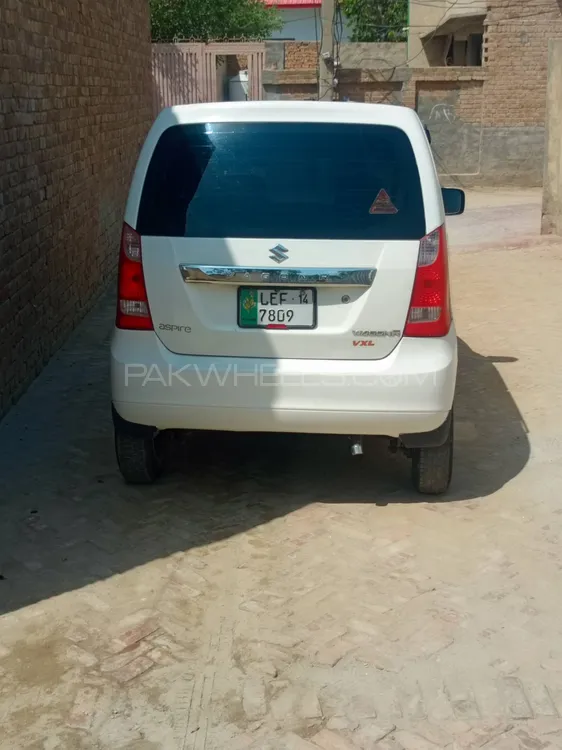 Suzuki Wagon R 2014 for sale in Pak pattan sharif
