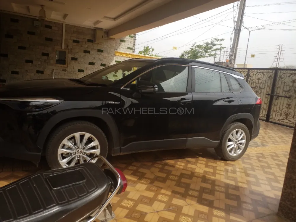 Toyota Corolla Cross HEV 2024 for sale in Lahore