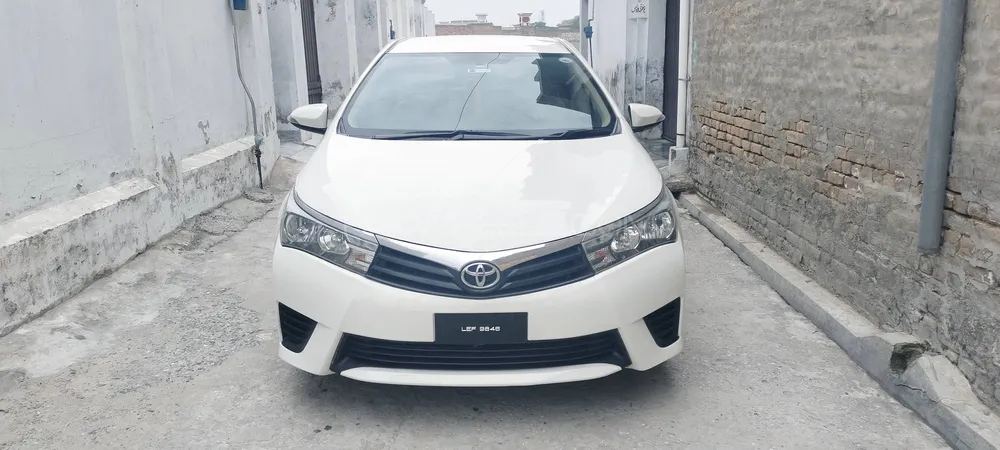 Toyota Corolla 2016 for Sale in Mardan Image-1