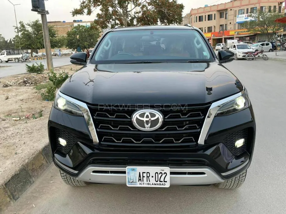 Toyota Fortuner 2021 for Sale in Quetta Image-1