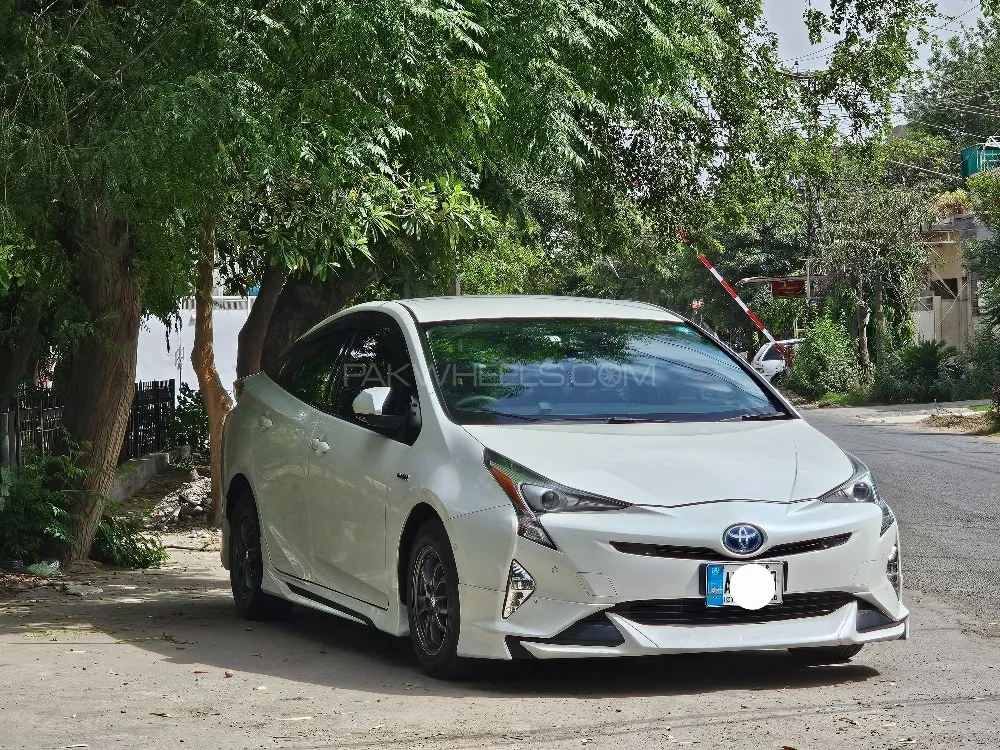 Toyota Prius 2018 for sale in Peshawar