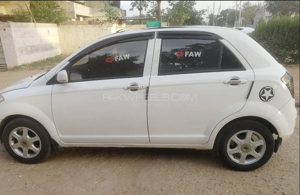 FAW V2 2018 for Sale in Karachi Image-1