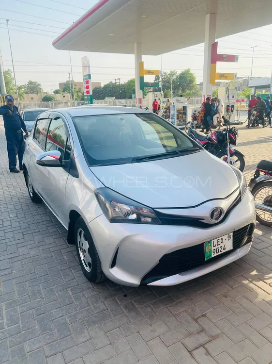 Toyota Vitz 2015 for sale in Multan