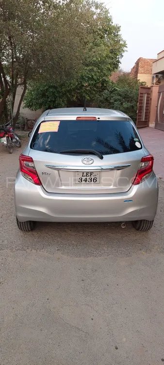 Toyota Vitz 2016 for Sale in Bahawalnagar Image-1