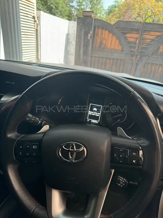 Toyota Fortuner 2022 for Sale in Daska Image-1