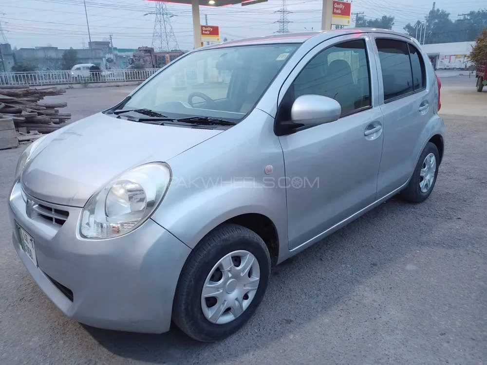 Toyota Passo 2010 for Sale in Chenab Nagar Image-1