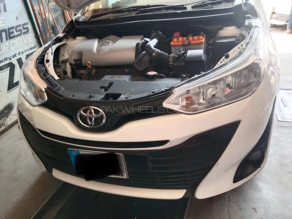 Toyota Yaris 2020 for Sale in Sambrial Image-1