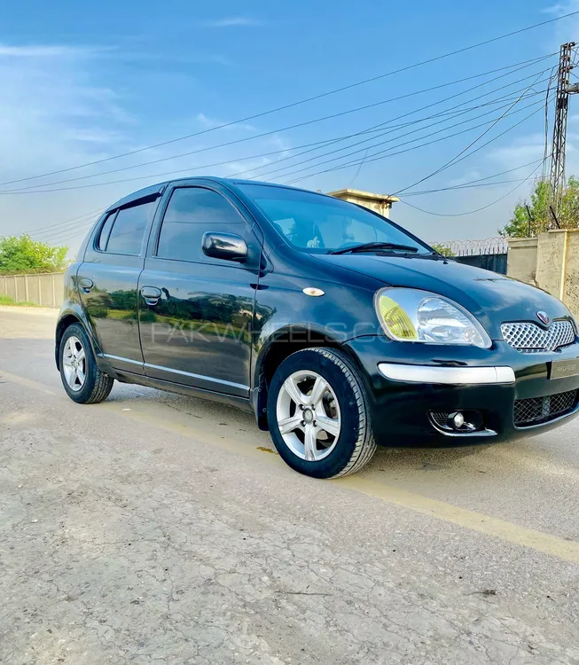 Toyota Vitz 2003 for Sale in Dera ismail khan Image-1