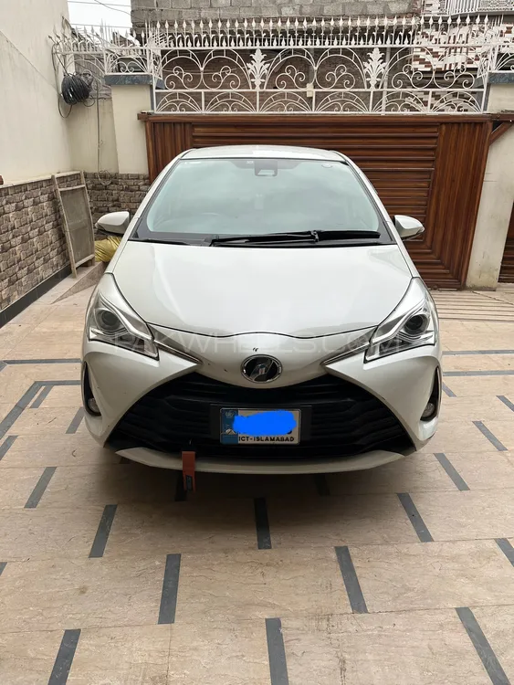 Toyota Vitz 2019 for Sale in Sambrial Image-1