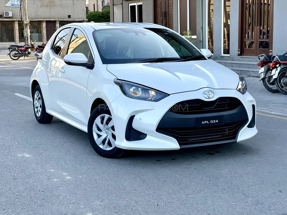 Toyota Yaris Hatchback 2020 for Sale in Faisalabad Image-1