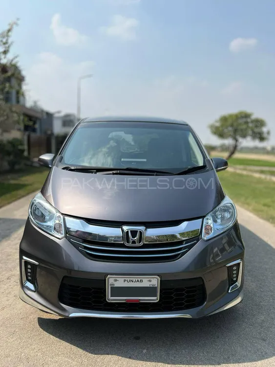 Honda Freed 2015 for Sale in Gujranwala Image-1