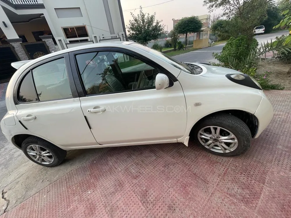 Nissan March 2006 for Sale in Bahawalpur Image-1