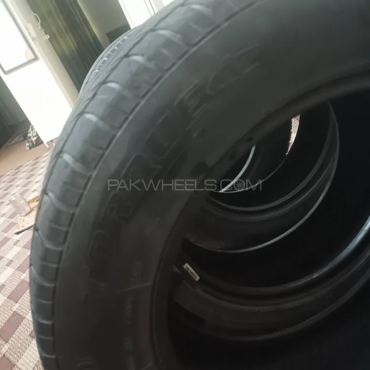 Torque used tyre good condition not croocked  185/65/R/15 Image-1