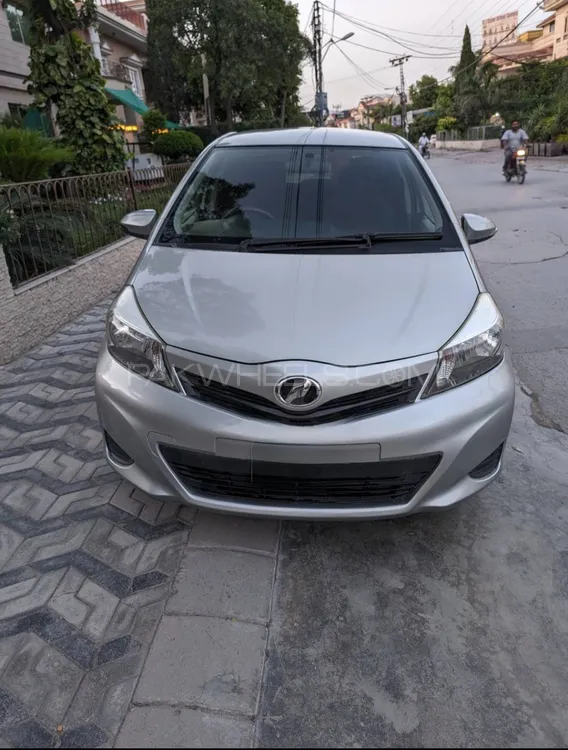 Toyota Vitz 2012 for Sale in Rawalpindi Image-1