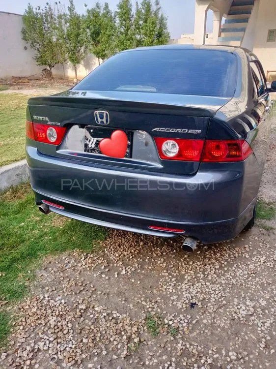 Honda Accord 2003 for Sale in Dera ismail khan Image-1