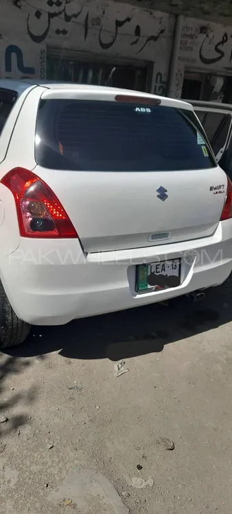 Suzuki Swift 2013 for Sale in Peshawar Image-1