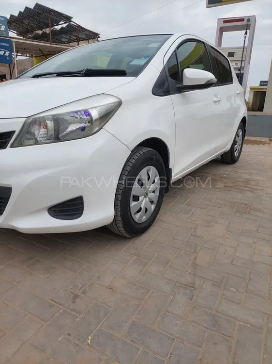 Toyota Vitz 2015 for sale in Hyderabad