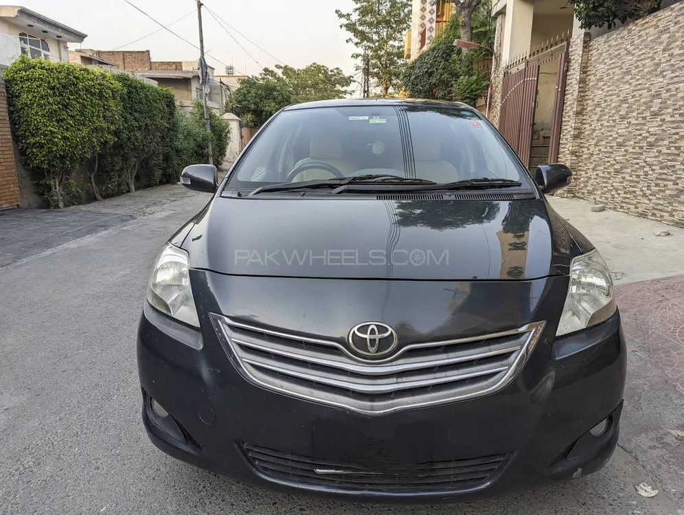 Toyota Belta 2010 for Sale in Faisalabad Image-1