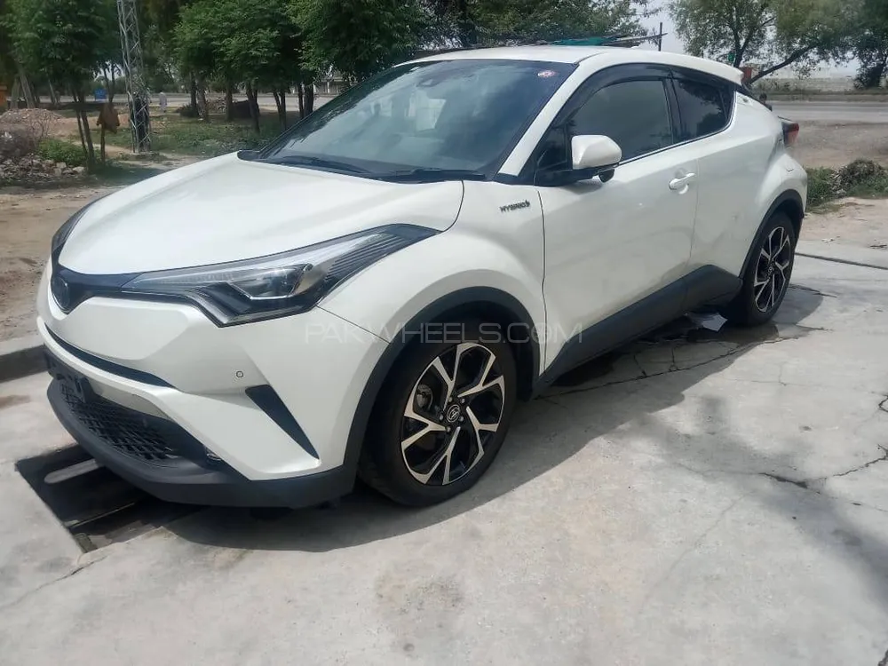 Toyota C-HR 2018 for Sale in Jehangira Image-1