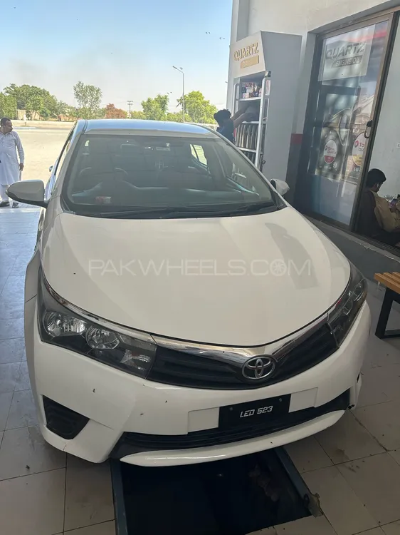 Toyota Corolla 2016 for Sale in Sialkot Image-1