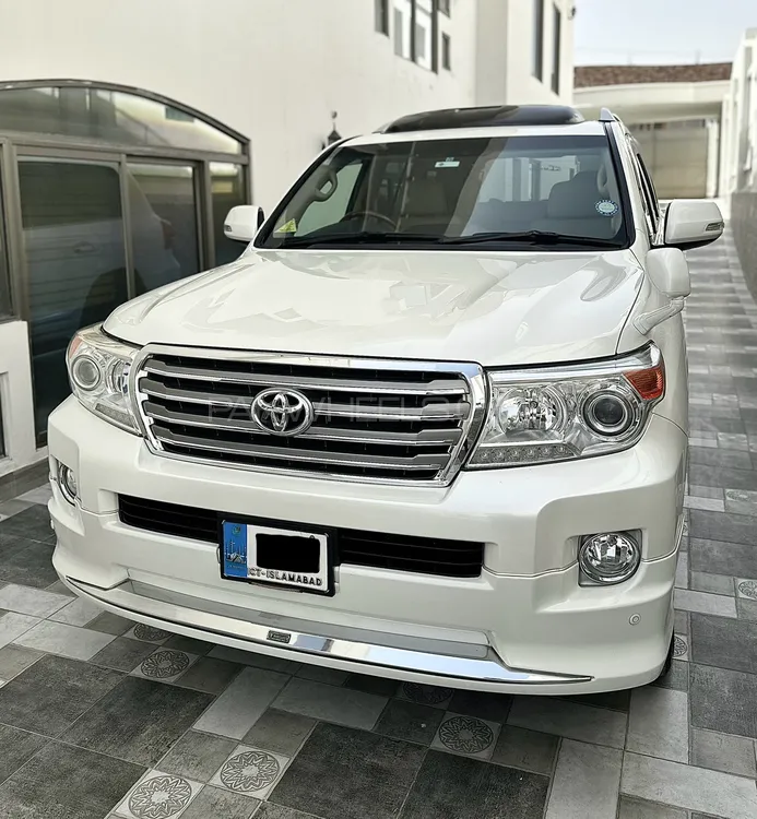 Toyota Land Cruiser 2013 for sale in Multan